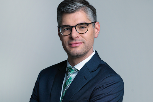 Dr. Tim-Frederik Oehr